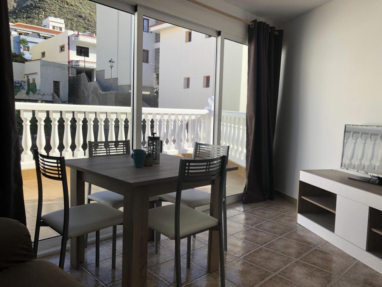 Apartamentos Acoran Mogan Exterior photo